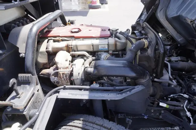 日野 デュトロ TPG-XZU600X(2WD)の写真15