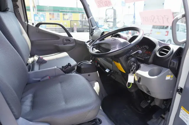 日野 デュトロ TPG-XZU600X(2WD)の写真44