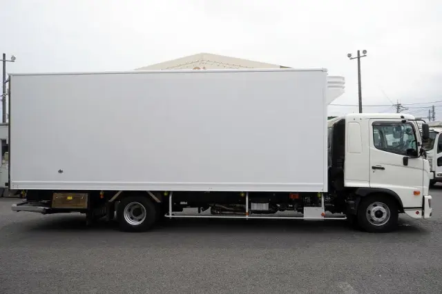 日野 レンジャー 2KG-FD2ABG(2WD)の写真5