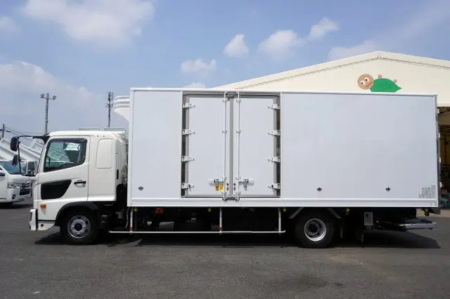 日野 レンジャー 2KG-FD2ABG(2WD)の写真3