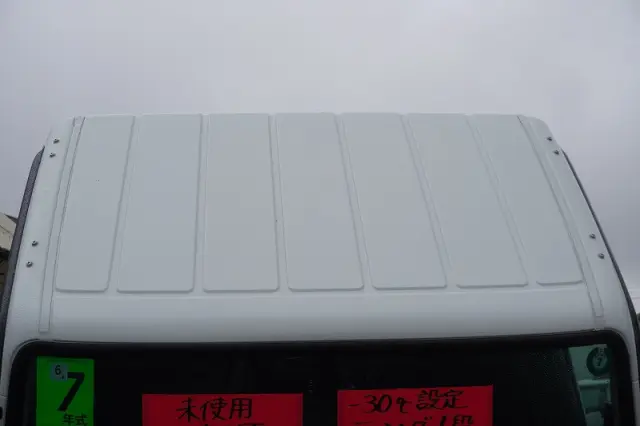 三菱 キャンター 2RG-FBAV0(2WD)の写真16