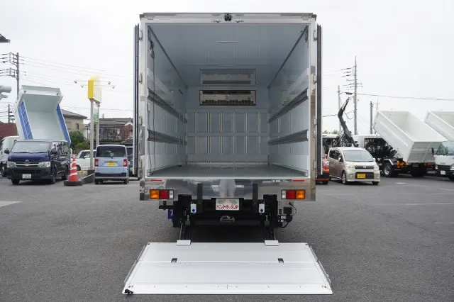 三菱 ファイター 2KG-FK65F(2WD)の写真21