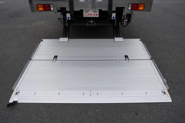 三菱 ファイター 2KG-FK65F(2WD)の写真27