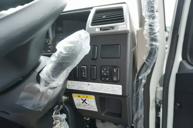 三菱 ファイター 2KG-FK65F(2WD)の写真42