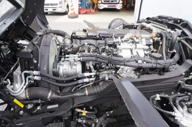 三菱 ファイター 2KG-FK65F(2WD)の写真15