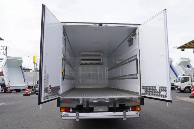 三菱 ファイター 2KG-FK65F(2WD)の写真33