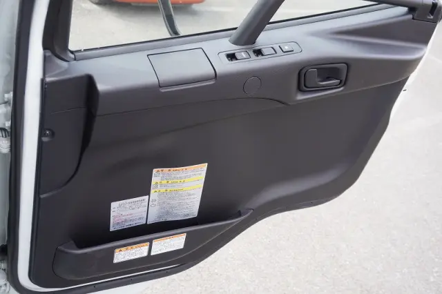 三菱 ファイター 2KG-FK65F(2WD)の写真44