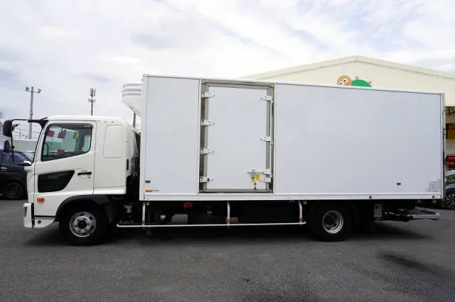 日野 レンジャー 2KG-FD2ABG(2WD)の写真3