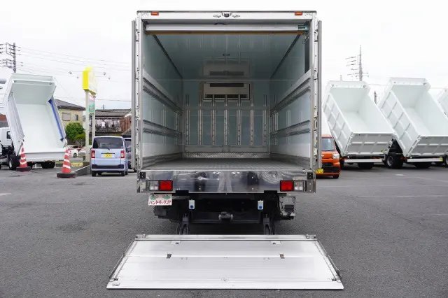 日野 レンジャー 2KG-FD2ABA(2WD)の写真19