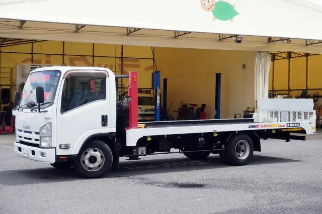 いすゞ エルフ SKG-NPR85YN(2WD)の写真1