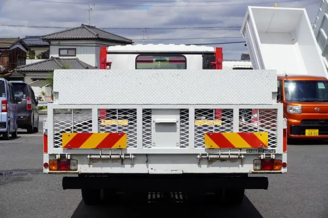 いすゞ エルフ SKG-NPR85YN(2WD)の写真4