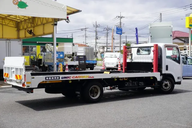 いすゞ エルフ SKG-NPR85YN(2WD)の写真8