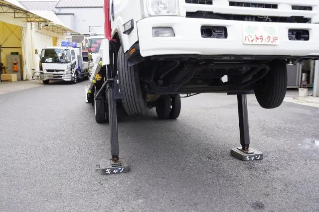 いすゞ エルフ SKG-NPR85YN(2WD)の写真15