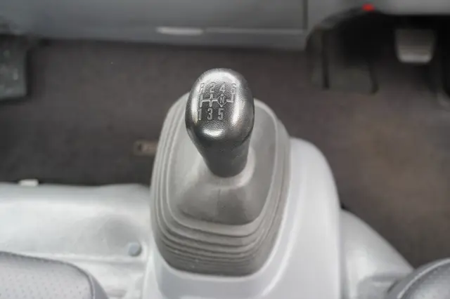 いすゞ エルフ SKG-NPR85YN(2WD)の写真34