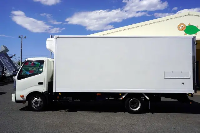 日野 デュトロ 2RG-XZU722M(2WD)の写真3