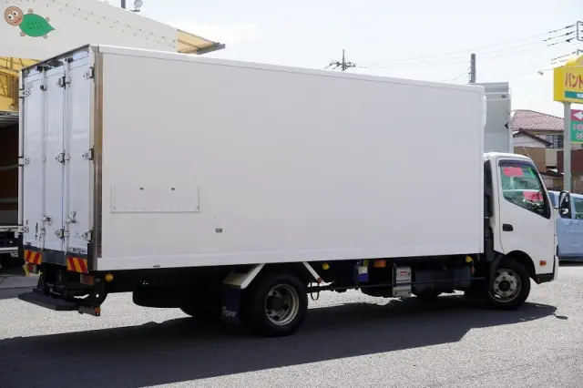 日野 デュトロ 2RG-XZU722M(2WD)の写真8