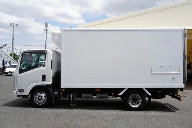 いすゞ エルフ 2RG-NPR88AN(2WD)の写真3