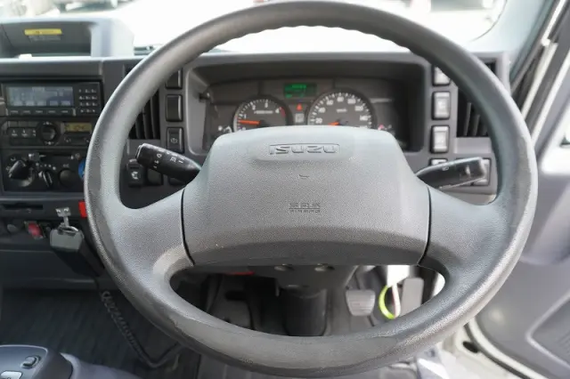 いすゞ エルフ 2RG-NPR88AN(2WD)の写真27