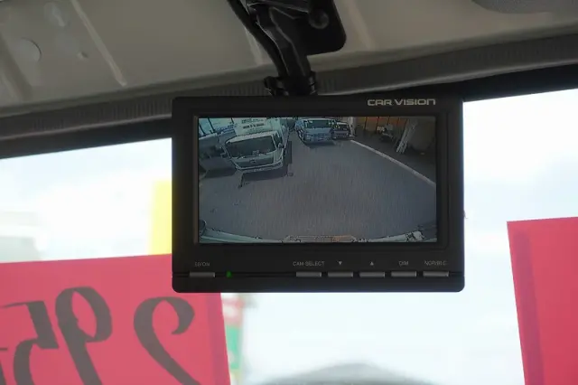 いすゞ エルフ 2RG-NPR88AN(2WD)の写真31