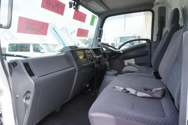いすゞ エルフ 2RG-NPR88AN(2WD)の写真36