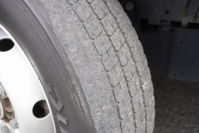 いすゞ エルフ TPG-NHR85AN(2WD)の写真9