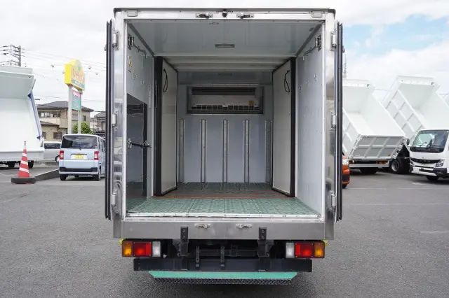 いすゞ エルフ TPG-NHR85AN(2WD)の写真19