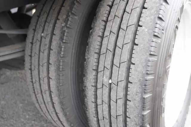 いすゞ エルフ TRG-NLR85AN(2WD)の写真10