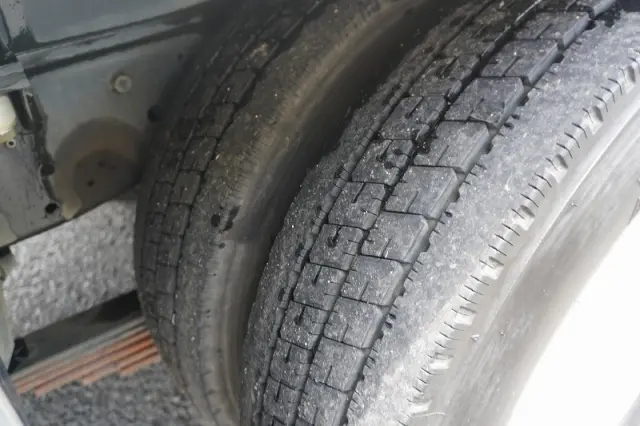 いすゞ エルフ TPG-NKR85AN(2WD)の写真10