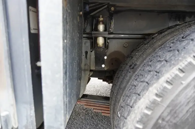いすゞ エルフ TPG-NKR85AN(2WD)の写真11
