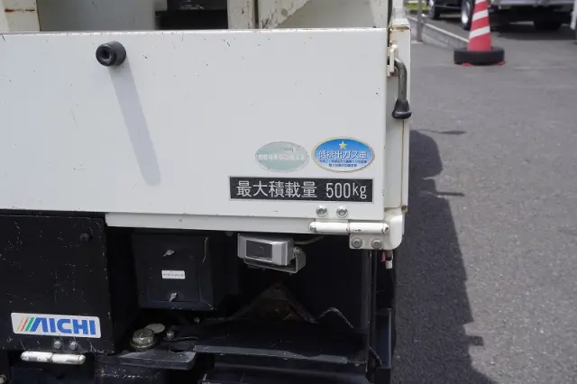いすゞ エルフ TPG-NKR85AN(2WD)の写真20