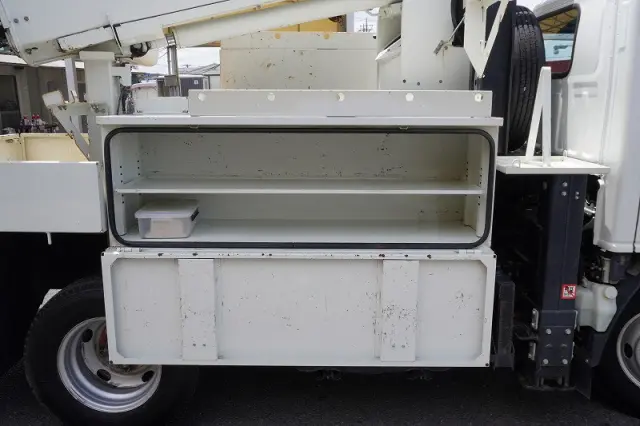 いすゞ エルフ TPG-NKR85AN(2WD)の写真21