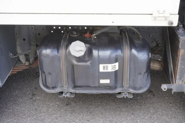 いすゞ エルフ TPG-NKR85AN(2WD)の写真22