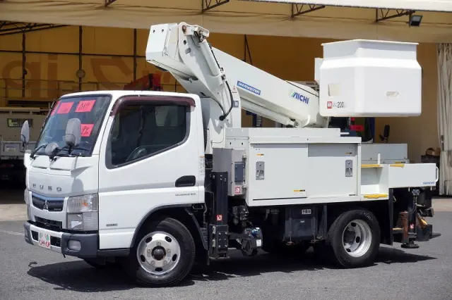 三菱 キャンター TPG-FEA50(2WD)の写真1