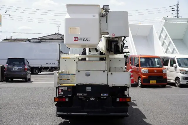 三菱 キャンター TPG-FEA50(2WD)の写真4