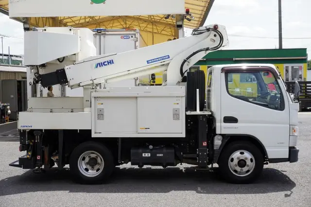三菱 キャンター TPG-FEA50(2WD)の写真5