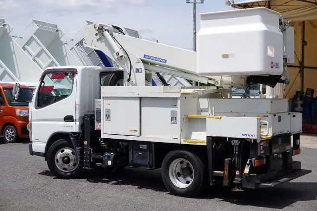 三菱 キャンター TPG-FEA50(2WD)の写真7