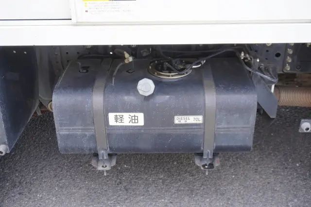 三菱 キャンター TPG-FEA50(2WD)の写真26