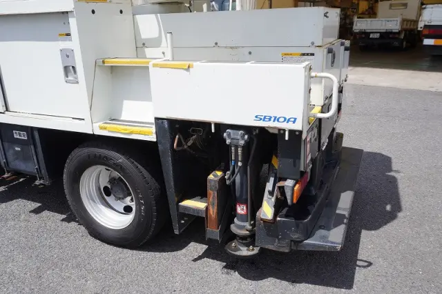三菱 キャンター TPG-FEA50(2WD)の写真27