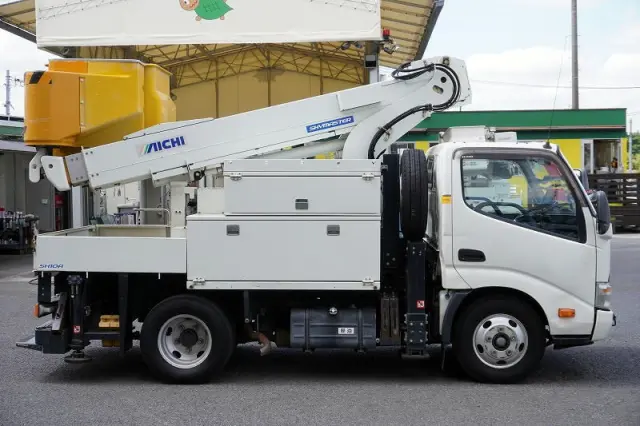 日野 デュトロ TKG-XZU600X(2WD)の写真5