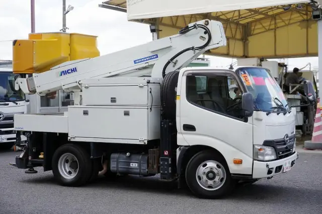 日野 デュトロ TKG-XZU600X(2WD)の写真6
