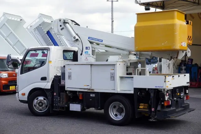 日野 デュトロ TKG-XZU600X(2WD)の写真7