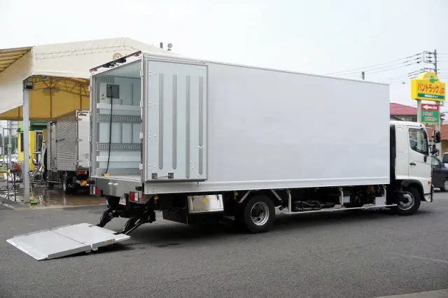日野 レンジャー 2KG-FD2ABG(2WD)の写真8
