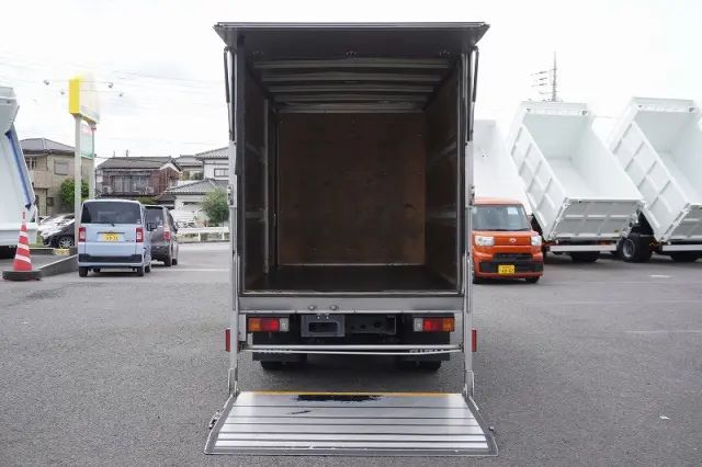 日野 デュトロ TKG-XZU605M(2WD)の写真19