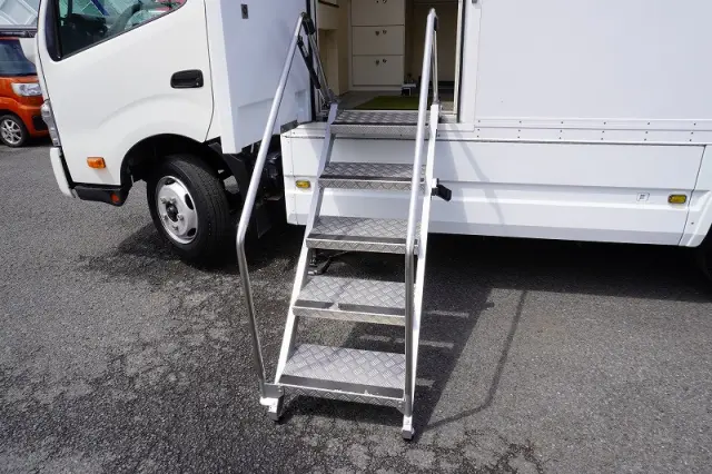 日野 デュトロ TKG-XZU710M(2WD)の写真18