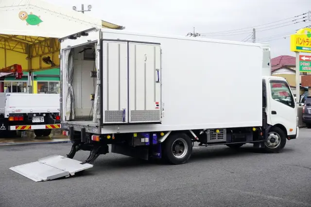 日野 デュトロ TKG-XZU712M(2WD)の写真9