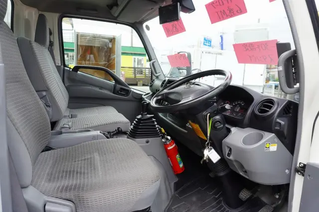 日野 デュトロ TKG-XZU712M(2WD)の写真46