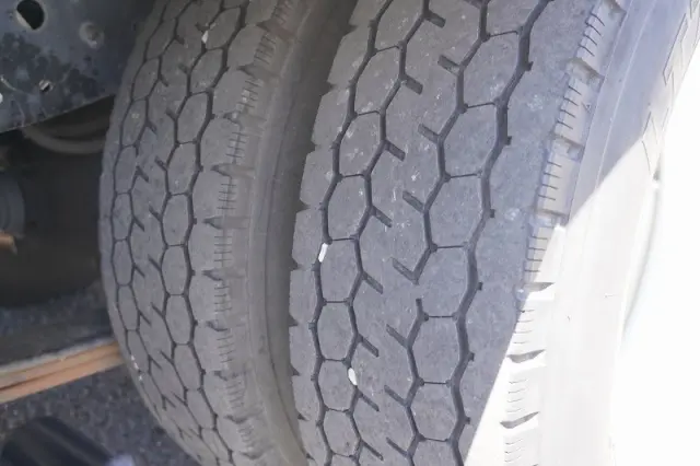 三菱 キャンター 2PG-FBAV0(2WD)の写真10