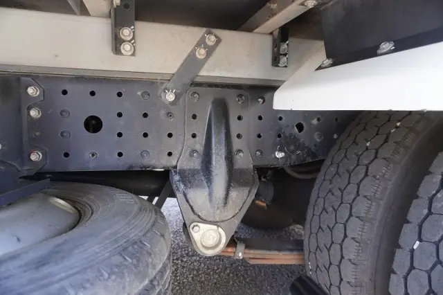 三菱 キャンター 2PG-FBAV0(2WD)の写真11