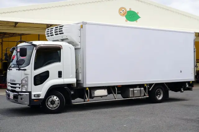 いすゞ フォワード TKG-FRR90S2(2WD)の写真1