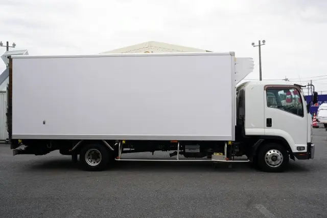 いすゞ フォワード TKG-FRR90S2(2WD)の写真5